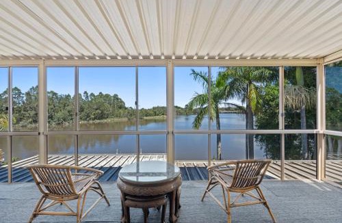 Gold Coast House | Island Waters Escape