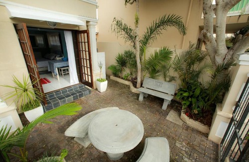 Wavecrest Apartment | J Bay Dreaming