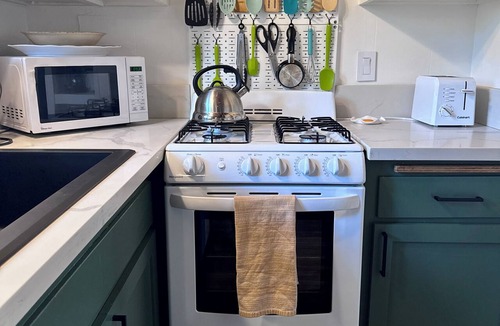 Big Bear Cabin | Jackalope Hideout: Dog-Friendly Cabin with Fireplace, Fenced Yard and Fire Pit
