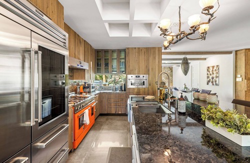 Palm Desert House | Jaguar Villa - 6 BR in the Palm Desert hills!