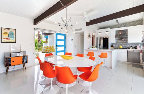 Palm Springs House | Jazz House: Cool classic vibes