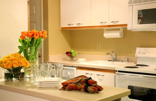 Las Vegas Strip Apartment | Jockey Club Suites