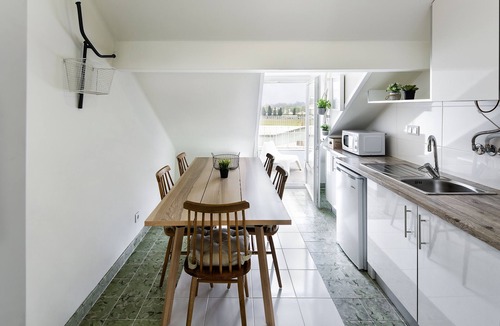 Coimbra House | JR Studios & Suites