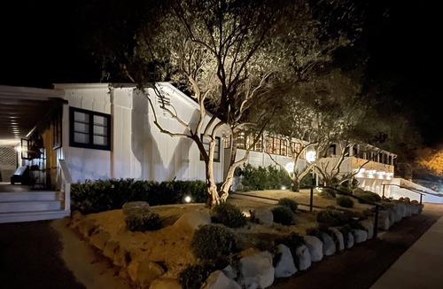 Summerland Apartment | Just steps to shopping and dining in Summerland, CA, sleeps 2, ocean view