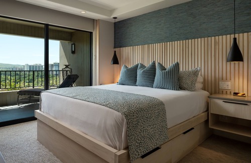 Kaanapali Condo | Kaanapali Alii: Recently-renovated, Platinum-rated, with amazing top floor views