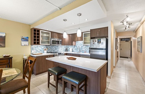 Kihei Condo | Kamaole Sands 10-113: Ocean View, Ground Level, Renovated, Large Lanai, Split-AC