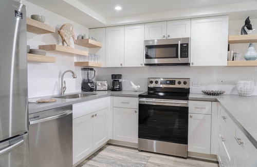 Kihei Condo | Kamaole Sands Remodeled 1 Bed 2 bathroom, Split AC, king bed