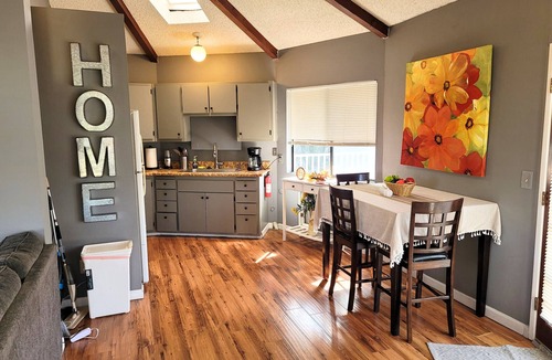 Allied Gardens House | Keighley Private Guest House in fabulous San Diego near all attractions!