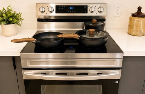 Willow Glen House | Kid/Pet-Friendly Entire 3BR Home w/AC Good for Extended Stays