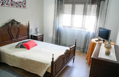 Montemor-o-Novo House | Km 519 N2 Alojamento Local