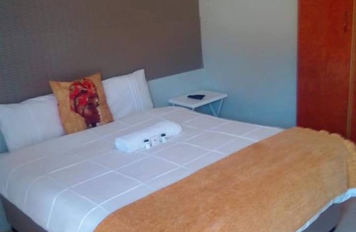 Cofimvaba House | Kubo Bed And Breakfast