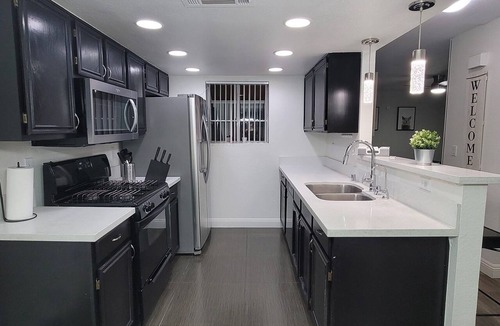 Las Vegas Condo | L - Fully remodeled and professionally decorated.