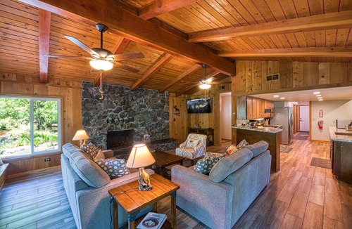 Yosemite Forks House | La Cabana