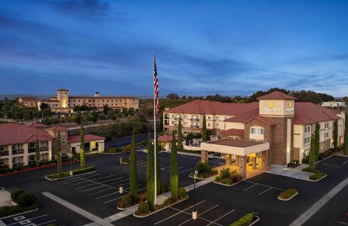 Paso Robles Hotel | La Quinta by Wyndham Paso Robles