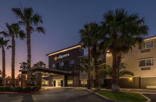 Sunrise Manor Hotel | La Quinta Inn & Suites by Wyndham Las Vegas Nellis