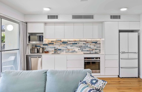 Mooloolaba Apartment | Lahaina 9 Beach Access 60 Seconds