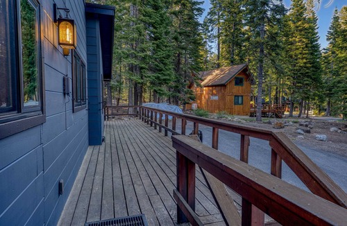 Chamberlands House | Laid-Back Tahoe Stay | Near to Lake & EV Charger!