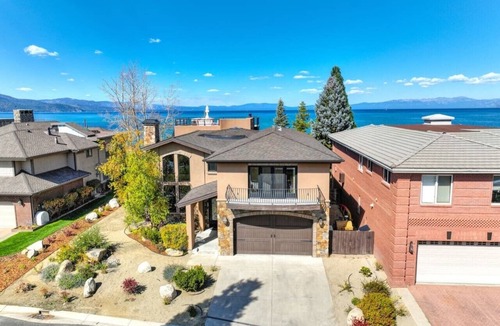 Tahoe Keys Villa | Lake Front Villa w/Rooftop Hot Tub & Private Dock