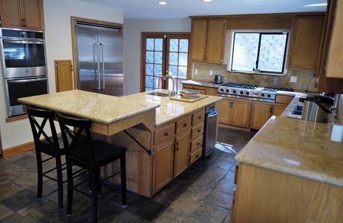 Zephyr Cove House | Lake Tahoe Forest Getaway - Peaceful Setting, Near Lake & Town, Sleeps 10 people
