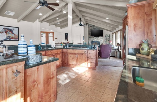 Oak Shores House | Lakefront Oasis w/Private Dock on Lake Nacimiento - Boat, Swim & Unwind!