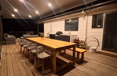 Venus Bay House | Lancaster Lodge. Pet Friendly Multi Family Retreat