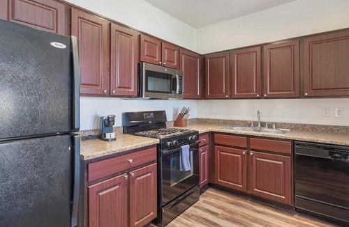 Sunrise Manor Apartment | Landing | Amazing 1BD, Gym