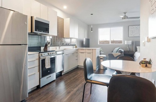 Reno/Tahoe Airport Apartment | Landing | Beautiful Studio, Gym, Yoga Studio