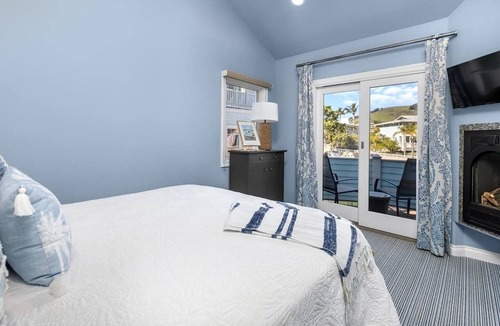 Avila Beach Apartment | Landing Passage! Just steps from the pier and boardwalk.