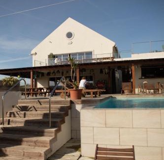Mafra Hostel | Lapoint Surf Camp Ericeira