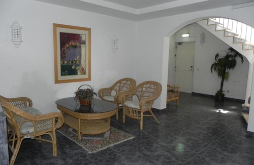 Charneca de Caparica e Sobreda House | Lareira do Pinheirinho