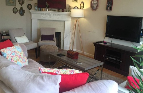Outer Sunset Apartment | Large Bright 2 Bedroom w L Deck & One Free Parking Near Beach, Golden Gate Park