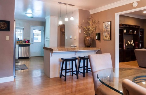 Visalia House | Large Groups-seq Parks Coast Wineries Skiing
