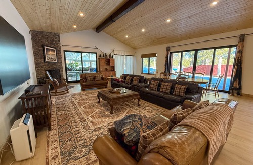 South Lake Tahoe House | Large Luxury Estate Home on Golf Course w/Private Indoor Heated Pool, Spa, Sauna