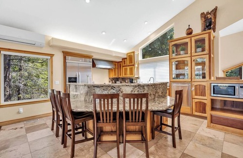 Country Club Estates House | Large Luxury Home Convenient to 3 Ski Resorts! A/C for Summer!