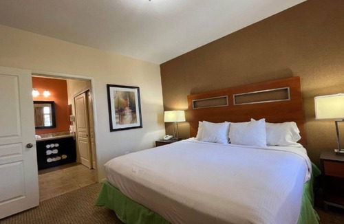 Spring Valley Resort | Las Vegas Fabulous 2 BR, 2 BA w/full kitchen resort with fitness room Game Room