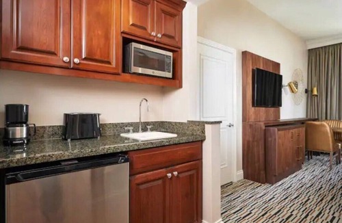 Las Vegas Apartment | Las Vegas | Pool & Strip Access | Urban Weekend Stay