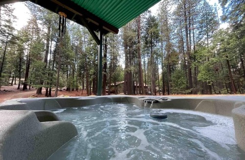 Shingletown Cabin | Lassen A-Frame Cabin w/Hot Tub