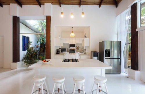 Cocles Hotel | Le Cameleon Puerto Viejo