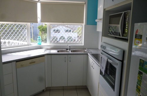 Broadbeach Apartment | Le Lavandou Holiday Apartments