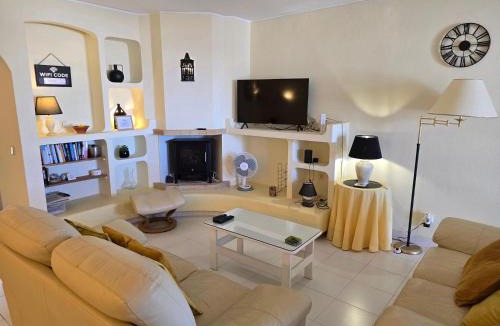 Mato Serrao Apartment | LeComer