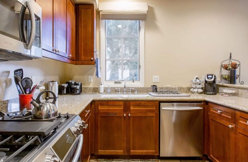 La Quinta Villa | Legacy Villas Resort Luxury Next to Paseo Fountain