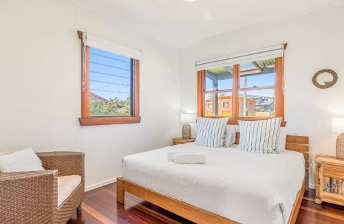 North Creek House | Lennox Beach Shack Classic Coastal Stay Near the Beach | Winter Escape Deal | Stay Longer & Save | 1 June – 31 August