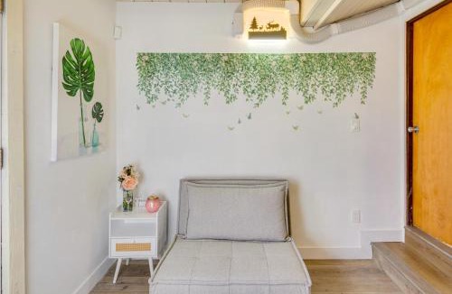 Central Malibu Apartment | Less Than 1 Mi to Beach and Pepperdine Airy Malibu Studio