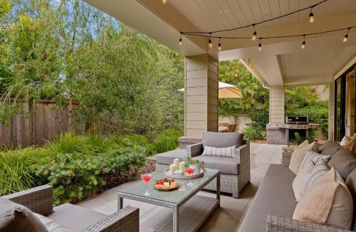 The Mesa House | Lighthouse Way