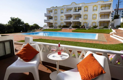 Mafra Apartment | Limipicos Apartment with pool