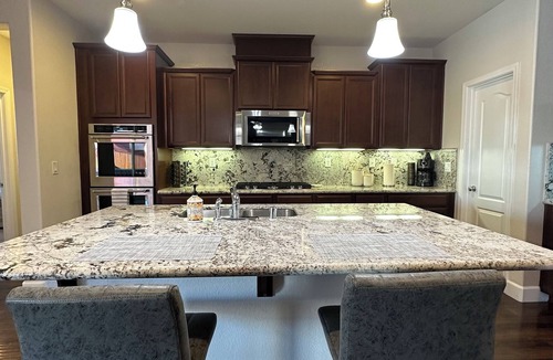 Lincoln House | Lincoln Great Home w/Beautiful Pool+ Hot Tub - Welcome! Enjoy your stay!