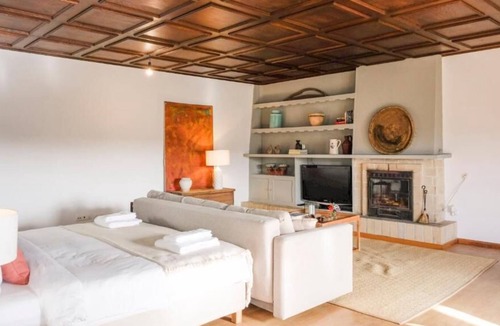 Oeiras Other | Lisbon Country Villa - Apartment with large double bed