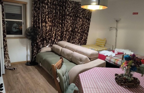 Santa Clara Apartment | Lisbon Luxury Apartment with 4 Bedrooms