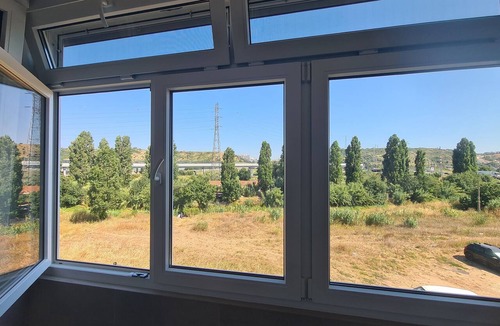 Odivelas Apartment | Lisbon Metro Yellow Line