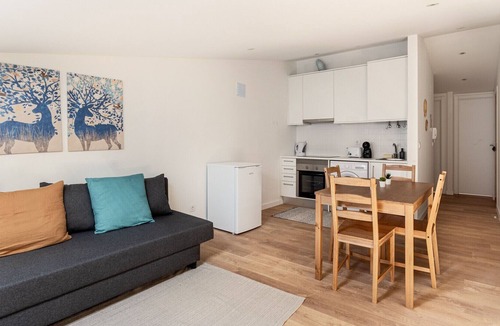 Bairro da Serafina Apartment | Lisbon Modern Flat near Park, Easy Access to the Centre
